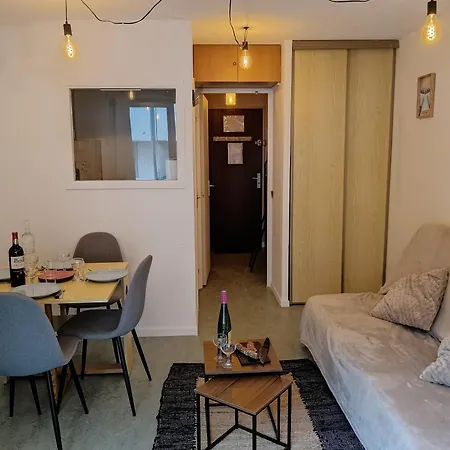 아파트 Le Nid De L'isard, Draps Et Serviettes Fournies 코트레